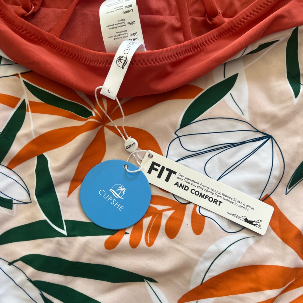 Cupshe Vibrant Floral One Piece Swimsuit - Picture 6 of 6